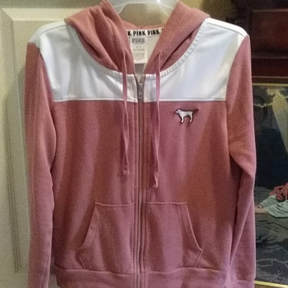 VS love Pink